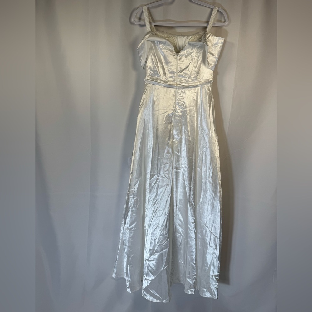 Lulus Greatest Hits White Satin Off-the-Shoulder Maxi Dress M - Picture 4 of 11